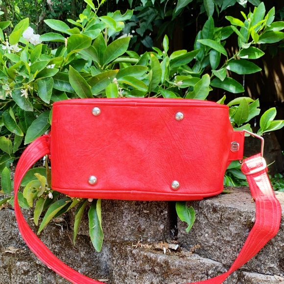 SOLD 70's SAMSONITE Silhouette Coral Red Carryall - Picture 8 of 8